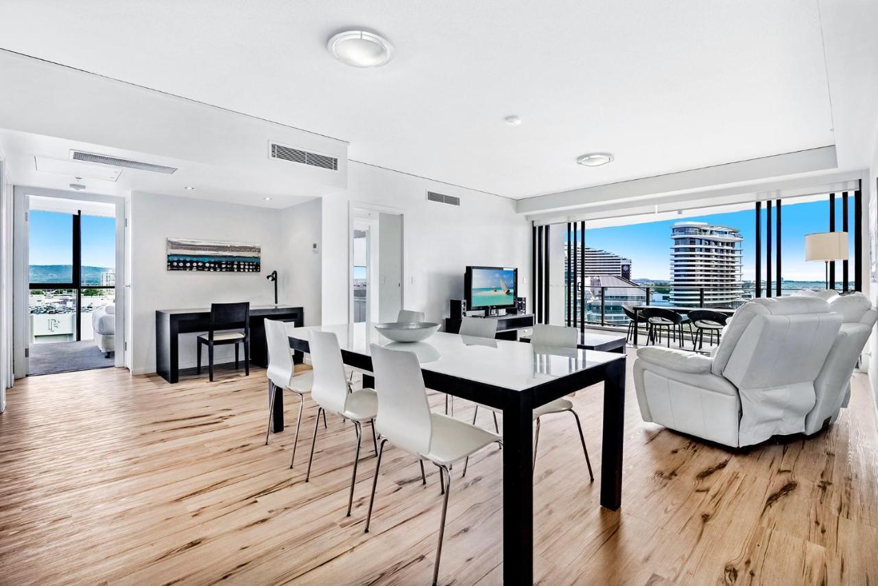 Mantra Sierra Grand Aparthotel Gold Coast Buitenkant foto