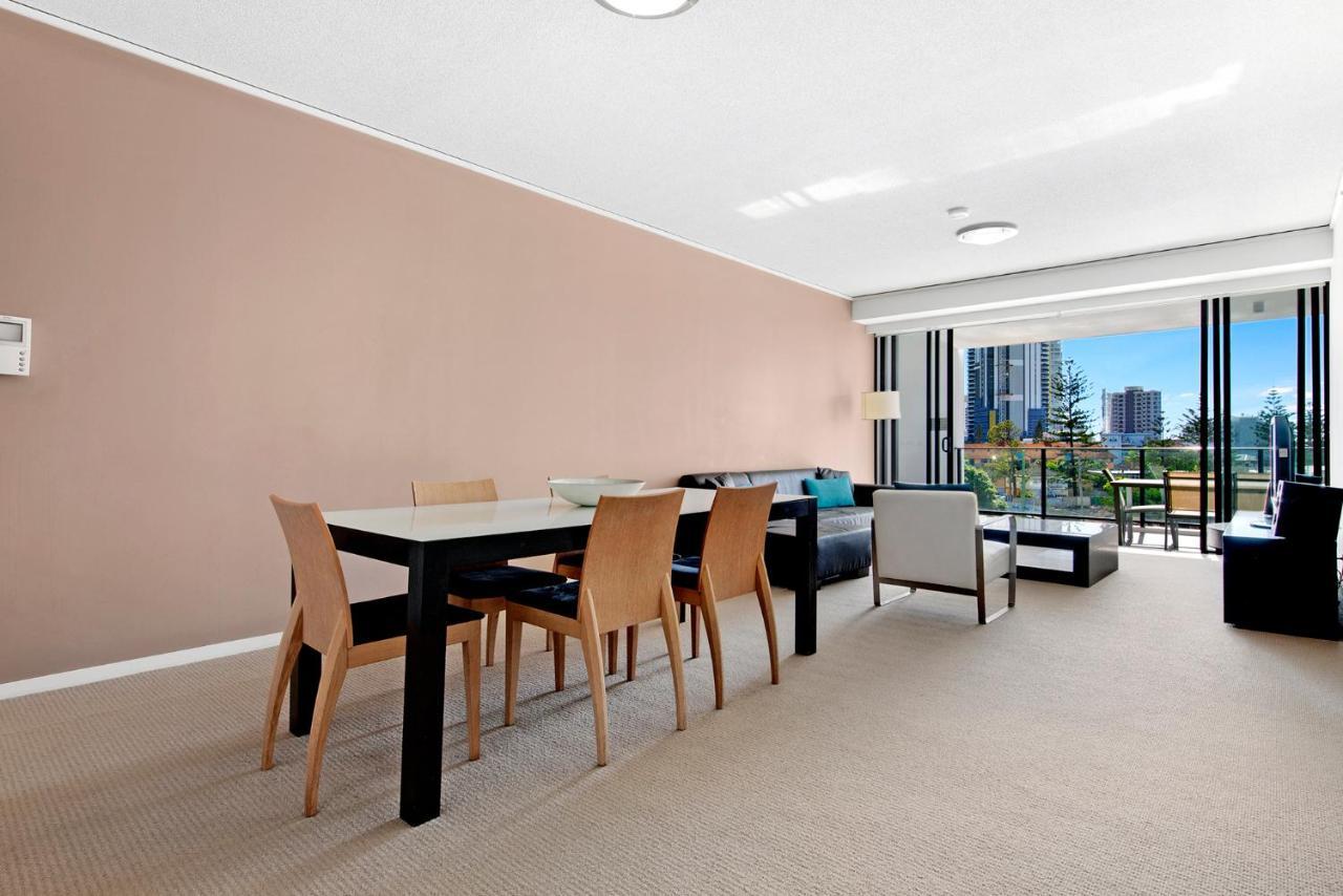 Mantra Sierra Grand Aparthotel Gold Coast Buitenkant foto