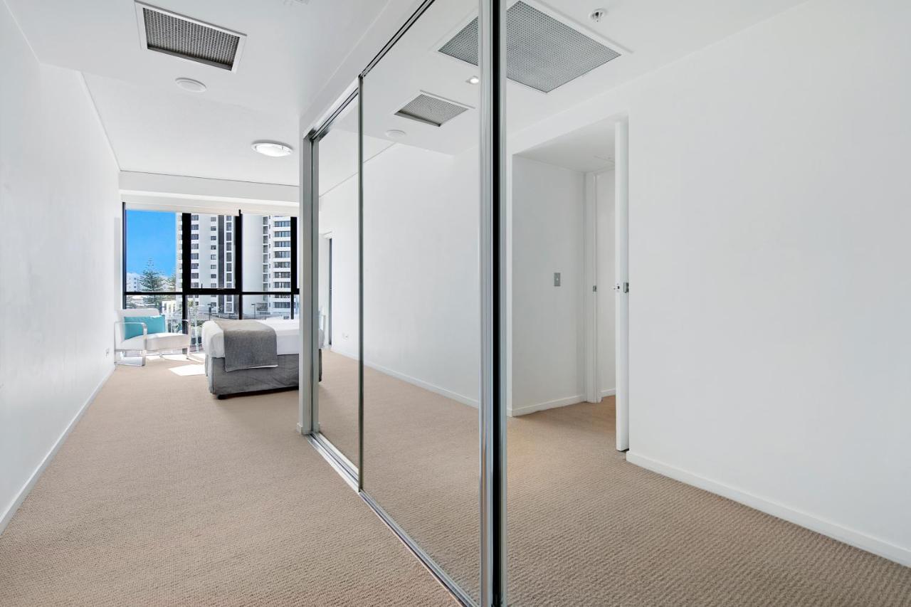 Mantra Sierra Grand Aparthotel Gold Coast Buitenkant foto
