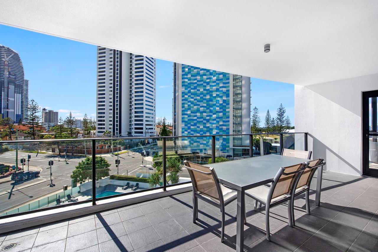 Mantra Sierra Grand Aparthotel Gold Coast Buitenkant foto