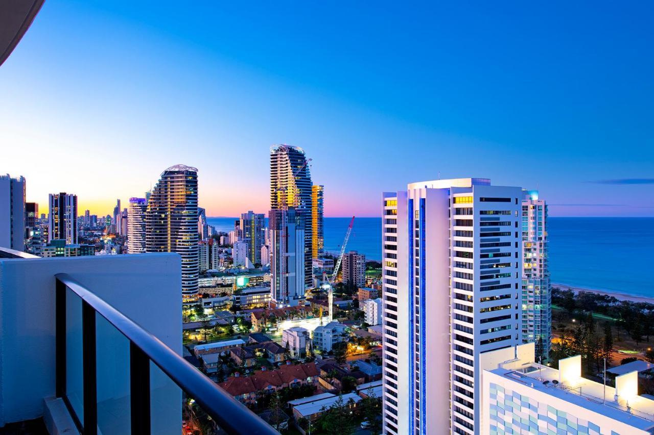 Mantra Sierra Grand Aparthotel Gold Coast Buitenkant foto