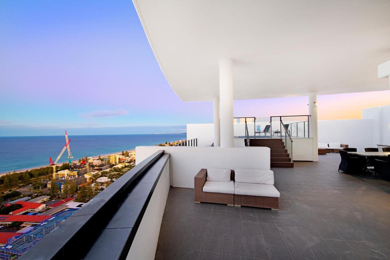 Mantra Sierra Grand Aparthotel Gold Coast Buitenkant foto