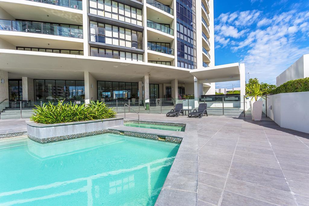 Mantra Sierra Grand Aparthotel Gold Coast Buitenkant foto
