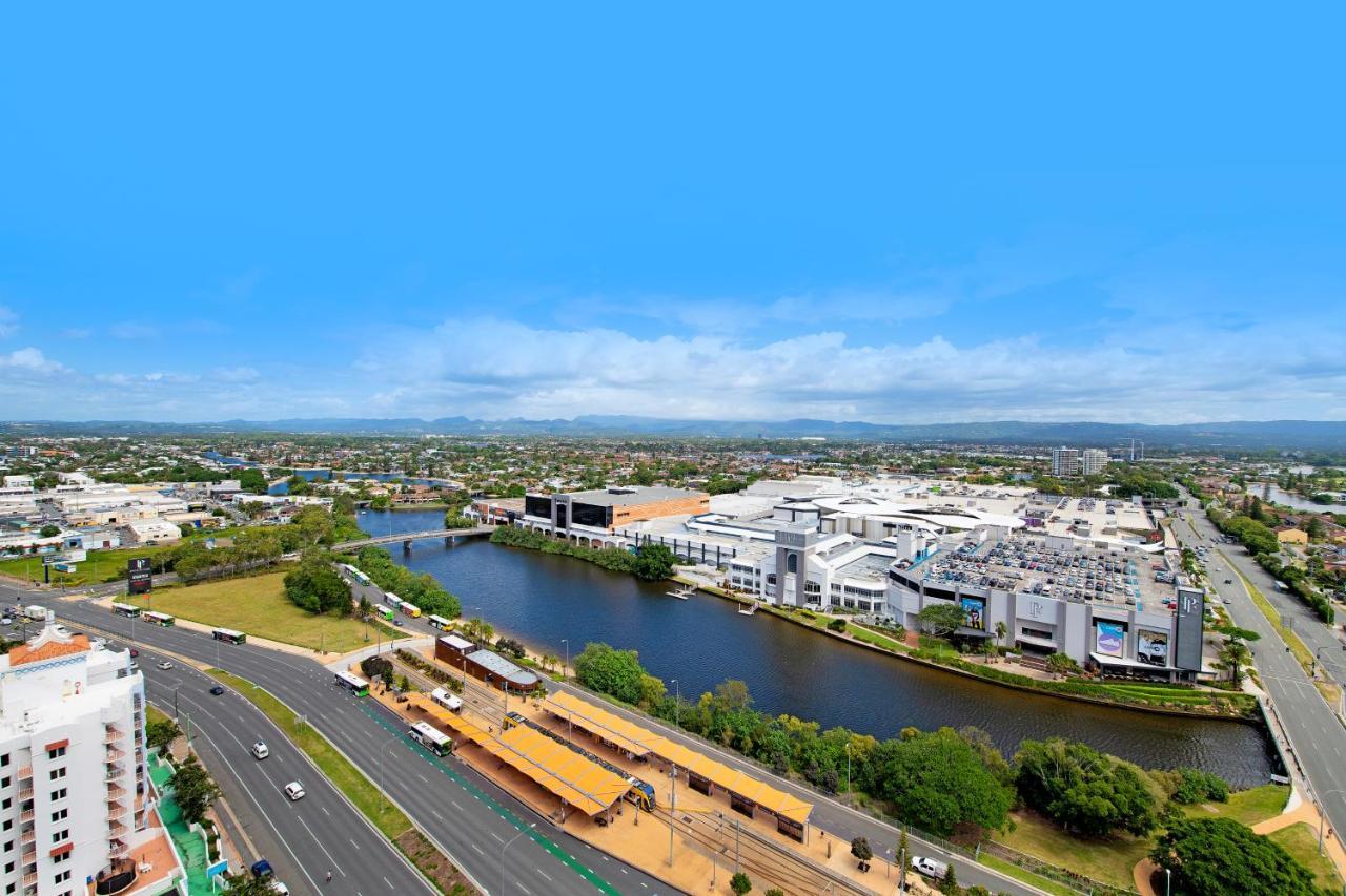 Mantra Sierra Grand Aparthotel Gold Coast Buitenkant foto